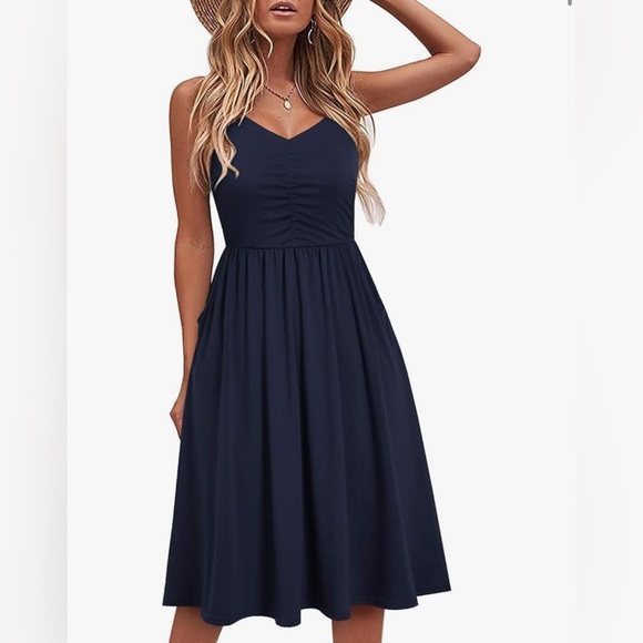 Elegant Navy Blue Sleeveless Dress - Picture 1 of 7